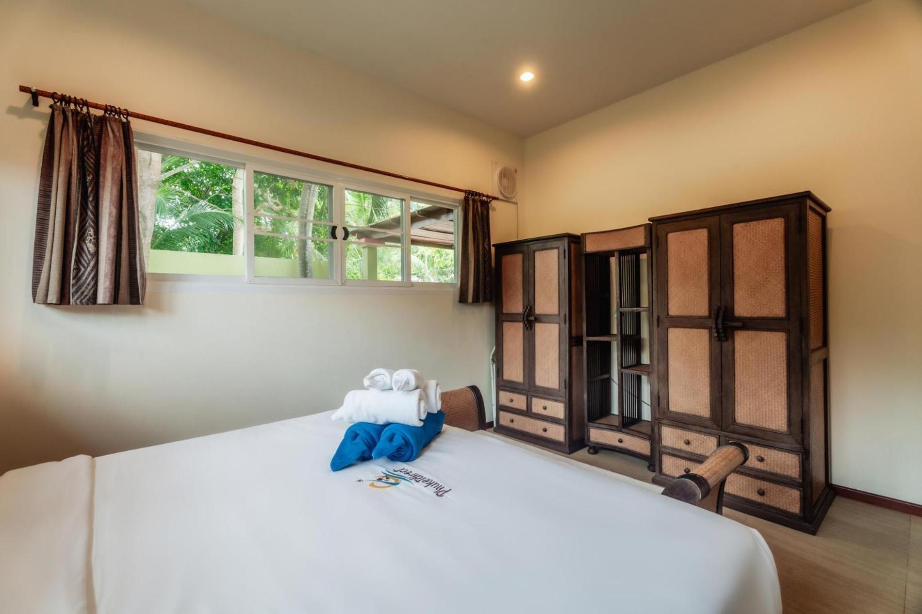 Chaba Pool Villa Nai Harn Exterior photo